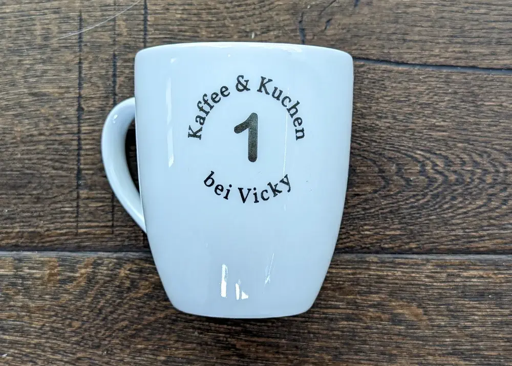 Tasse Gravur auf weißer Tasse