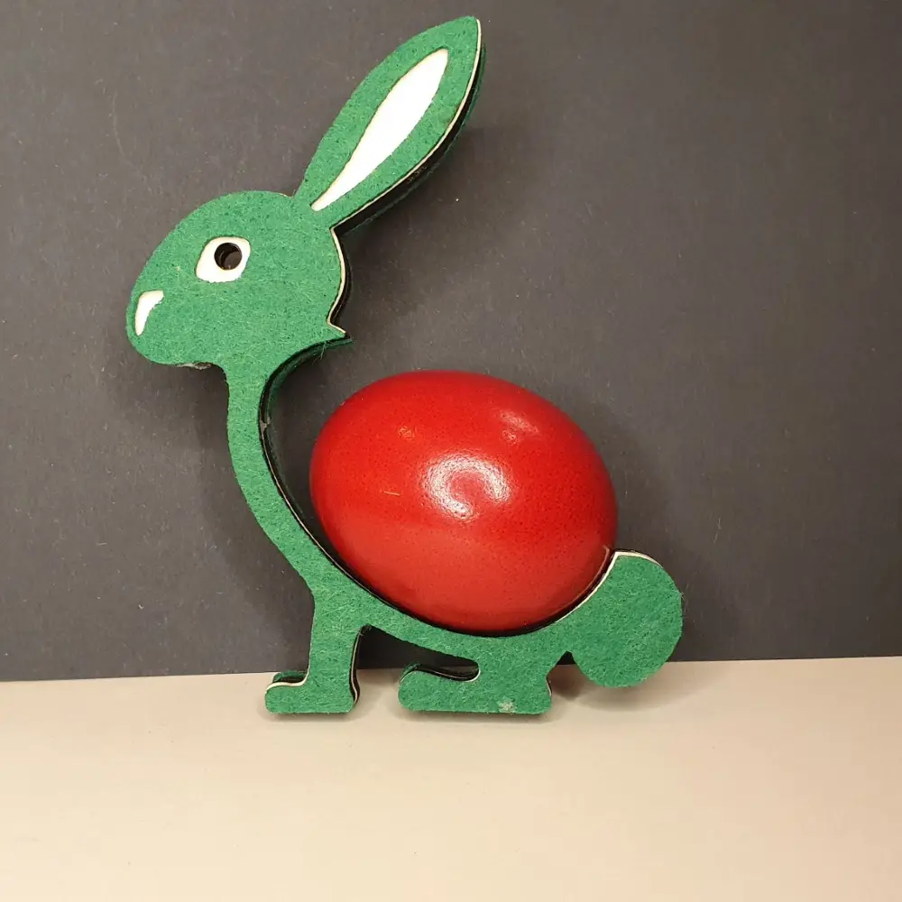 Hase als Eierhalter mit Filz