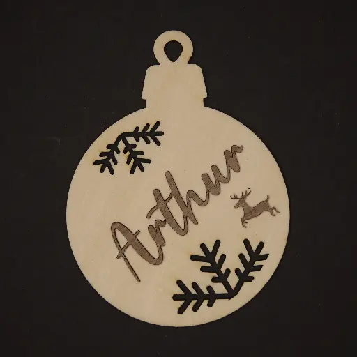 Christbaumschmuck "Zweige schräg" mit aufgeklebtem Namen