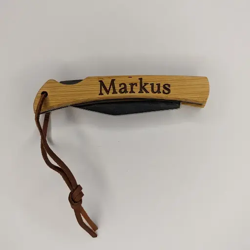 Klappmesser aus Bambus